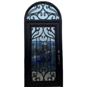 IFD | T01 | Iron door with transom